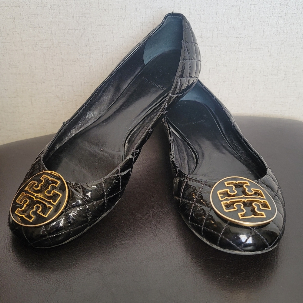Tory Burch Black Quilted Patent Leather Logo Medallion Flats